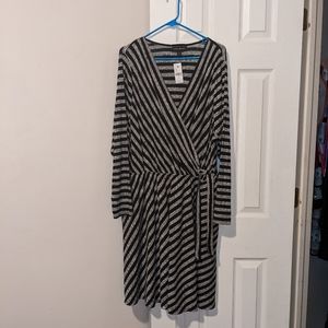 Lane Bryant dress. Size 22/24. Black and gray.
